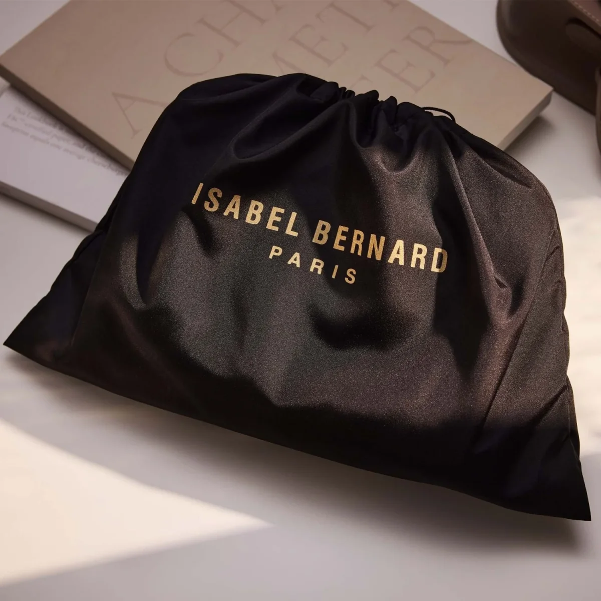 Isabel Bernard Honoré Nadine bordeauxrote Handtasche aus Kalbsleder mit 13-Zoll-Laptopfach IB25110-052-13 – Bild 5